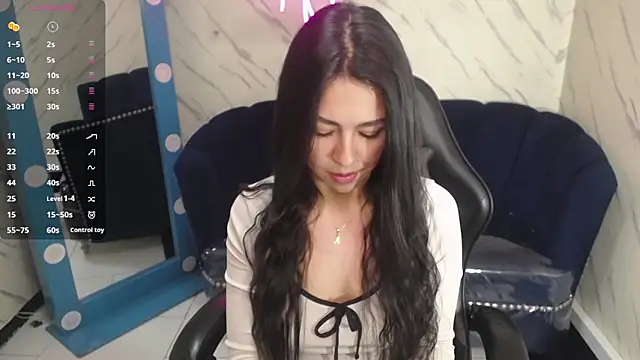 Snapshot of Maleja_v_ chatting on January 13, 2026, 8:02 pm Maleja v online show from January 13, 2026, 8:02 pm