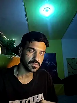 xxxbananaboy online show from November 28, 2025, 2:12 am