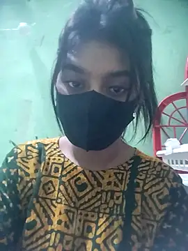 Disha Nur0 online show from April 2, 2026, 9:32 pm