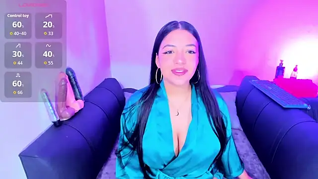 evelisse  online show from February 19, 2026, 3:47 am