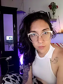 Melinerd online show from March 19, 2026, 5:57 pm