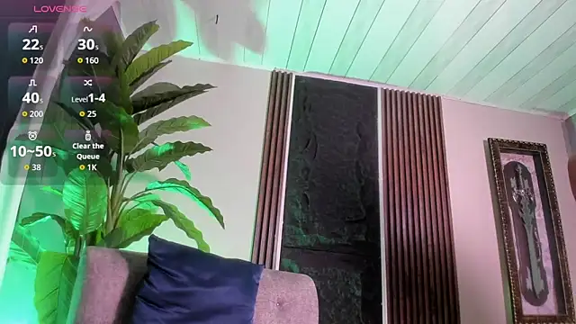 Snapshot of Ethan_king_ chatting on December 15, 2025, 2:45 pm Ethan king online show from December 15, 2025, 2:45 pm