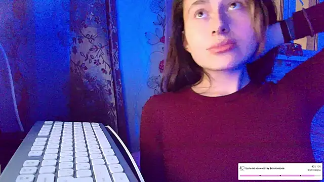 Snapshot of KristinaScott chatting on January 7, 2026, 5:51 pm KristinaScott online show from January 7, 2026, 5:51 pm