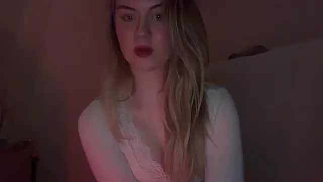 Snapshot of Josefinswe chatting on March 4, 2026, 8:16 pm Josefinswe online show from March 4, 2026, 8:16 pm