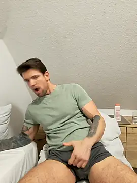 Snapshot of Mystery_Mark chatting on February 24, 2026, 7:26 pm Mystery Mark online show from February 24, 2026, 7:26 pm