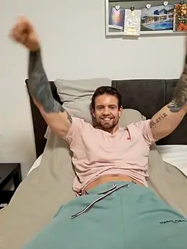 Snapshot of Mystery_Mark chatting on February 3, 2026, 6:02 pm Mystery Mark online show from February 3, 2026, 6:02 pm