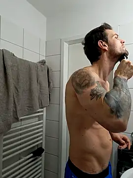 Snapshot of Mystery_Mark chatting on February 12, 2026, 6:29 pm Mystery Mark online show from February 12, 2026, 6:29 pm