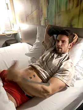 Snapshot of Mystery_Mark chatting on February 5, 2026, 6:04 pm Mystery Mark online show from February 5, 2026, 6:04 pm