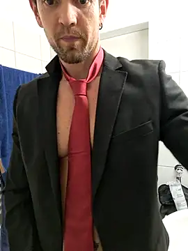 Snapshot of Mystery_Mark chatting on February 19, 2026, 6:27 pm Mystery Mark online show from February 19, 2026, 6:27 pm