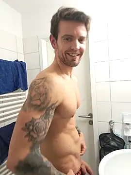 Snapshot of Mystery_Mark chatting on February 16, 2026, 5:55 pm Mystery Mark online show from February 16, 2026, 5:55 pm