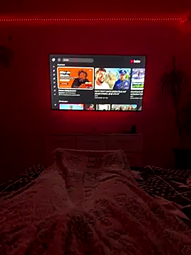 Snapshot of Maurice879 chatting on January 7, 2026, 2:27 am Maurice879 online show from January 7, 2026, 2:27 am