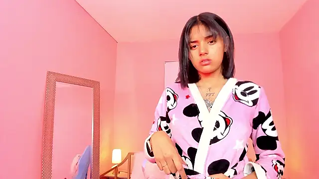 Milu carbajal x online show from February 25, 2026, 6:19 pm