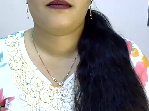 Snapshot of Muskan_Jha chatting on June 23, 2026, 1:53 pm Muskan Jha online show from June 23, 2026, 1:53 pm