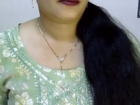 Snapshot of Muskan_Jha chatting on June 18, 2026, 1:16 pm Muskan Jha online show from June 18, 2026, 1:16 pm