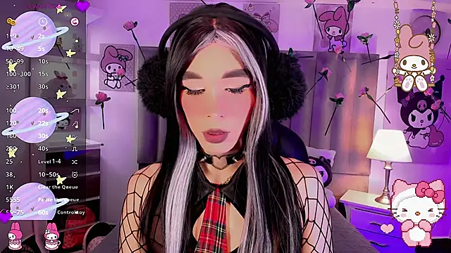 Snapshot of dearAlanaxxx chatting on February 16, 2026, 9:24 pm dearAlanaxxx online show from February 16, 2026, 9:24 pm