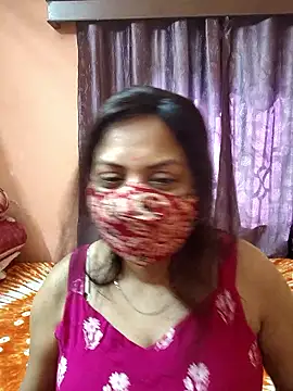 Cute-richa1 online show from January 18, 2026, 5:44 am