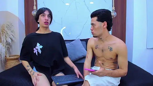 Loversinfire2 online show from May 27, 2026, 2:08 am