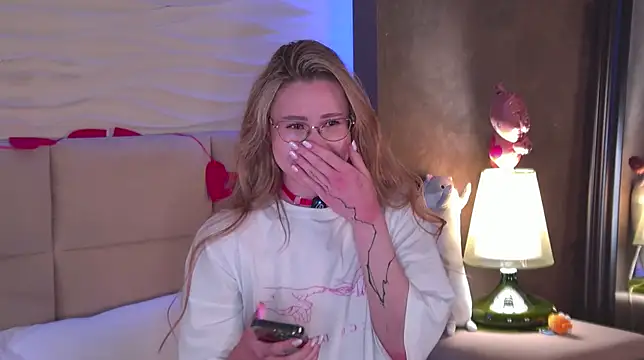 -SaraBlack- online show from February 11, 2026, 4:23 am