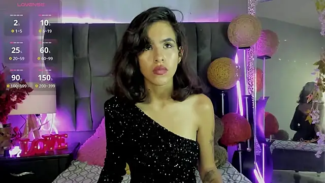 KatyaMonrroe online show from December 18, 2025, 8:12 pm