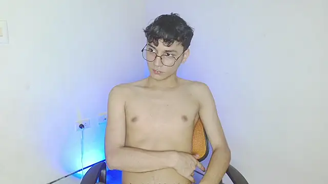 andrew dann online show from November 17, 2025, 7:51 pm