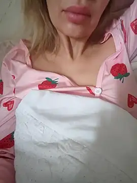 NaughtyClaudia  online show from February 8, 2026, 9:51 am