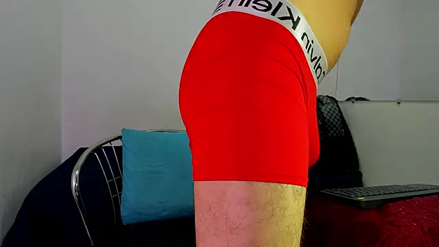 Lucastorrez01 online show from July 1, 2026, 5:46 pm