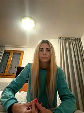 feliciafelon online show from December 3, 2025, 5:45 pm