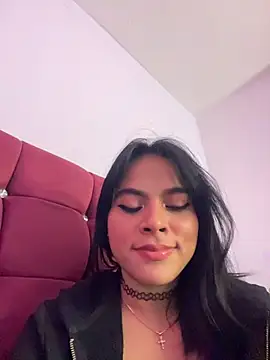 Sophie wyld online show from November 20, 2025, 2:23 am