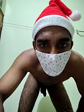 Yournextdoorboy online show from December 19, 2025, 4:31 pm