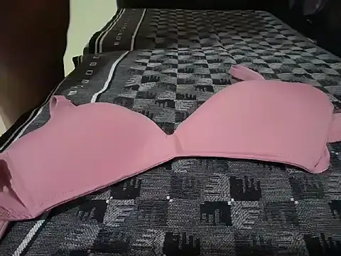 abhiabhi9898 online show from February 4, 2026, 6:08 am