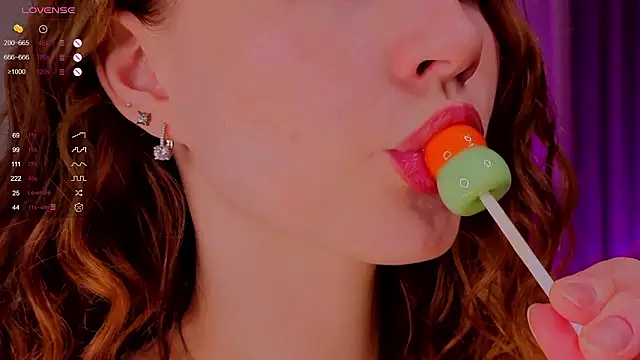 Alisavine online show from February 27, 2026, 7:57 pm