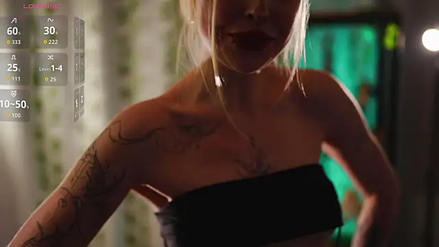 Snapshot of ElvenQueen chatting on March 2, 2026, 4:14 pm ElvenQueen online show from March 2, 2026, 4:14 pm