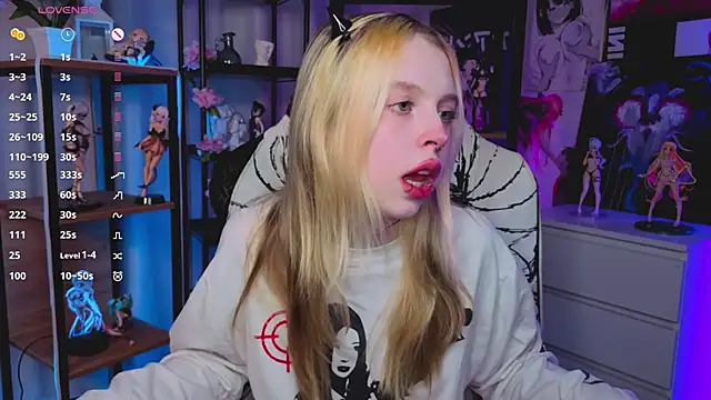 Snapshot of ElvenQueen chatting on November 23, 2025, 4:06 pm ElvenQueen online show from November 23, 2025, 4:06 pm