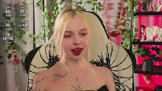 Snapshot of ElvenQueen chatting on February 12, 2026, 3:12 pm ElvenQueen online show from February 12, 2026, 3:12 pm