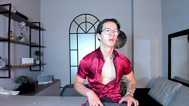 Snapshot of Brandon_starkk chatting on November 17, 2025, 11:58 am Brandon starkk online show from November 17, 2025, 11:58 am