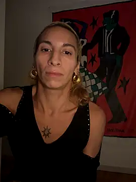 Snapshot of zinalastar chatting on November 16, 2025, 4:56 pm zinalastar online show from November 16, 2025, 4:56 pm