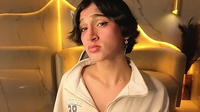 Snapshot of zoe_tp chatting on December 2, 2025, 7:59 pm zoe tp online show from December 2, 2025, 7:59 pm