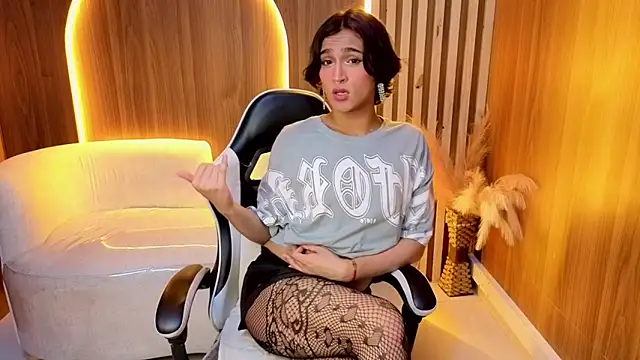 Snapshot of zoe_tp chatting on January 8, 2026, 8:15 pm zoe tp online show from January 8, 2026, 8:15 pm