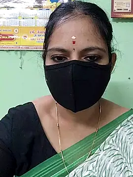 Queen-Neha online show from December 2, 2025, 11:12 am