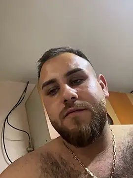 Andreiandu23 online show from April 11, 2026, 4:32 pm