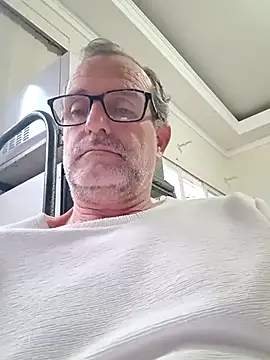 nard53 online show from December 14, 2025, 8:53 am