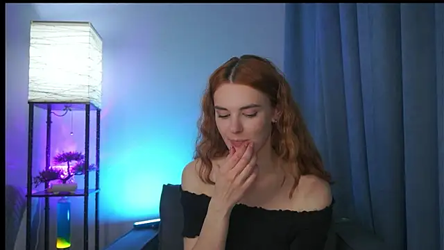 foxy cute4you online show from May 24, 2026, 8:09 pm