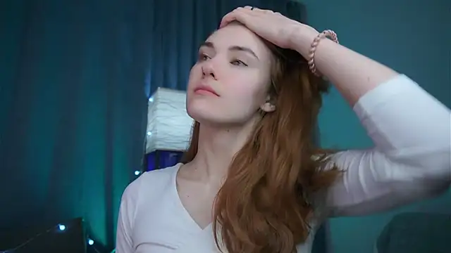 foxy cute4you online show from December 20, 2025, 8:12 pm