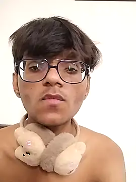 akshr1099 online show from November 22, 2025, 3:05 am