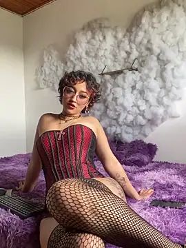 LilithMonette online show from November 18, 2025, 6:22 pm