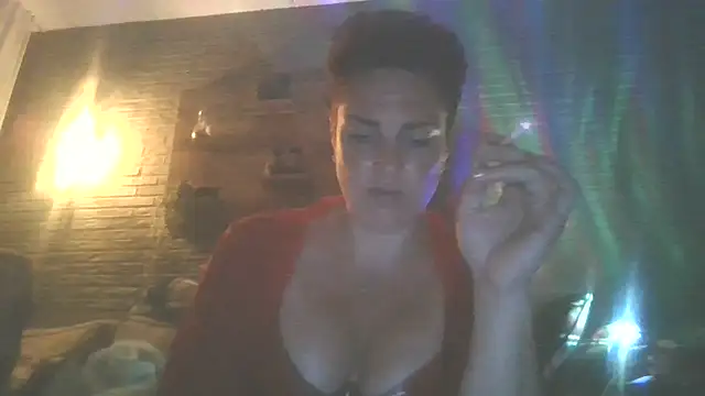 Snapshot of wijMV chatting on June 21, 2026, 1:22 am wijMV online show from June 21, 2026, 1:22 am