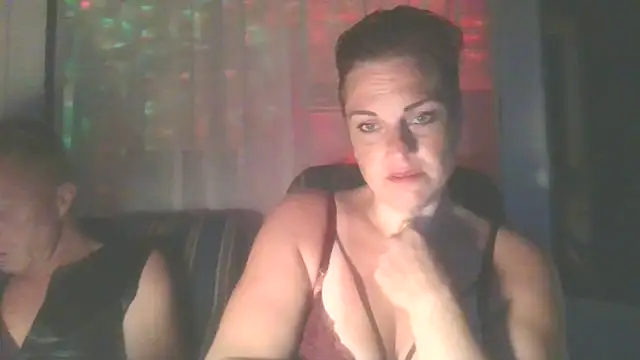 Snapshot of wijMV chatting on June 27, 2026, 9:32 pm wijMV online show from June 27, 2026, 9:32 pm