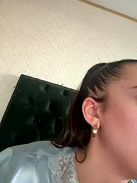 Snapshot of VitoriaCarusso chatting on January 11, 2026, 3:08 pm VitoriaCarusso online show from January 11, 2026, 3:08 pm