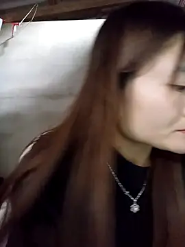 Lee-Thee online show from December 22, 2025, 1:50 am