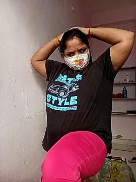 CUTE-LOVE-SWEETS online show from December 17, 2025, 4:50 am